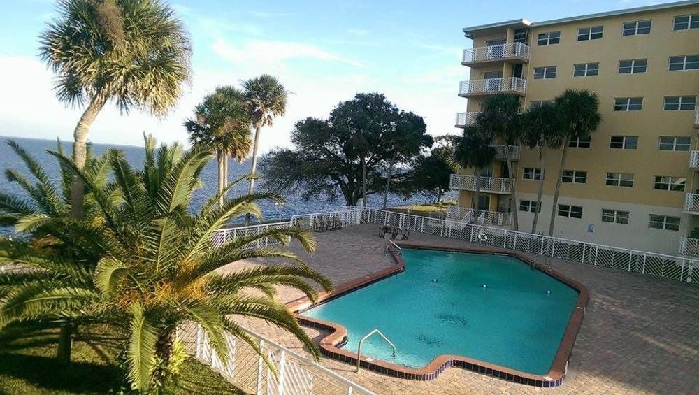 Bay Towers Apartment Titusville Bagian luar foto