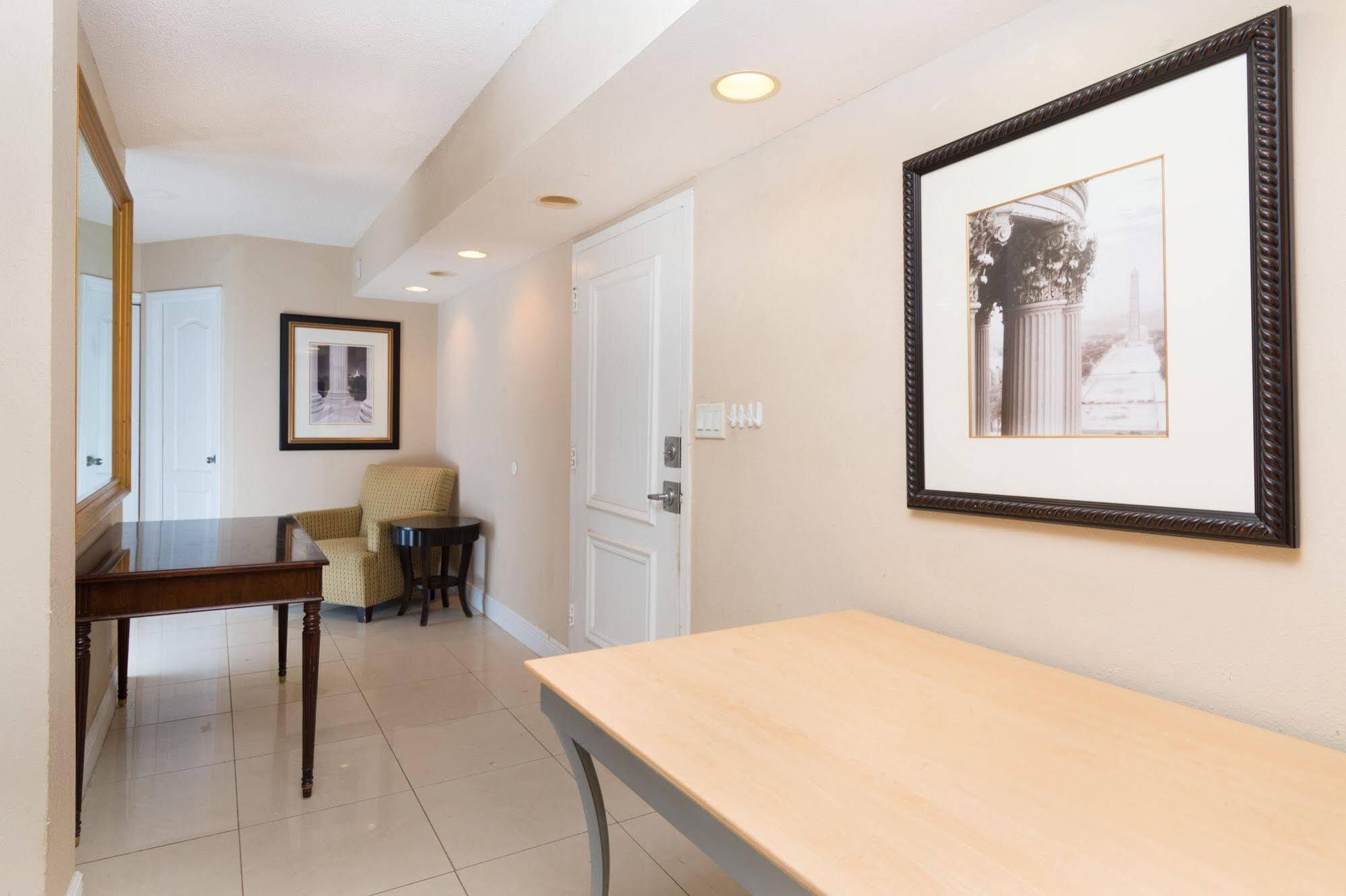 Bay Towers Apartment Titusville Bagian luar foto